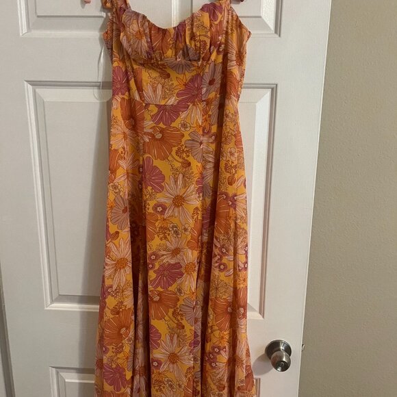 Midi Formal Floral Dress - Picture 3 of 4
